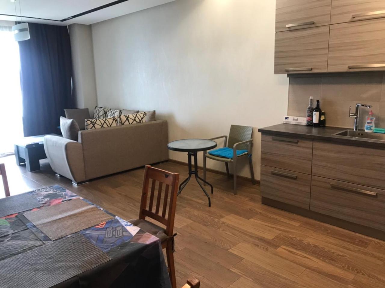 Premium Apartment In Porta Batumi Tower ภายนอก รูปภาพ